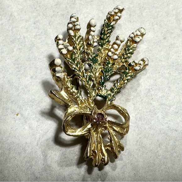 Vintage Scottish Heather Design Brooch 1960s Enamel and Amethyst Gemstone - Picture 3 of 4